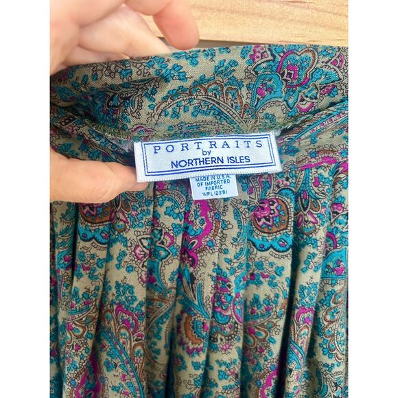 Vintage 100% Rayon Skirt with Paisley Pattern Size Small | 80's 90's Style - Picture 4 of 7